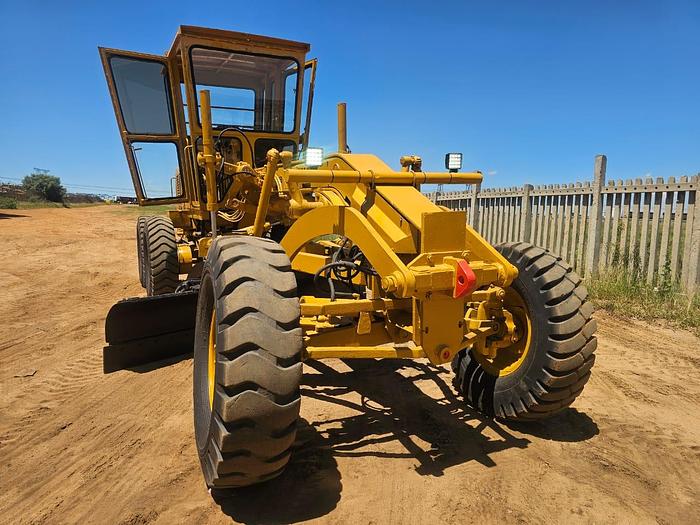 Used 120 G GRADER (RUNNER)