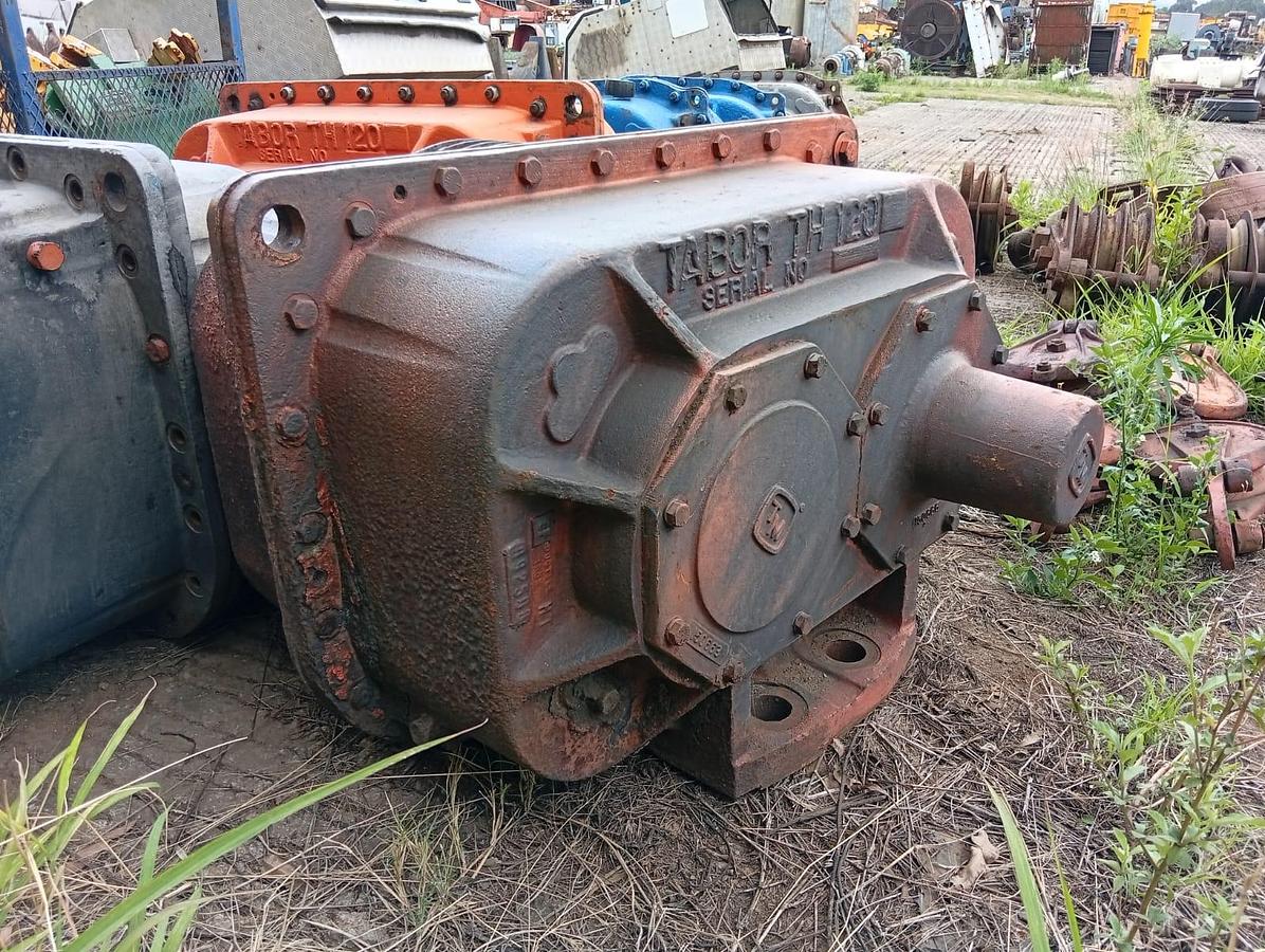 Used TABOR TH 120 VIBRATING SCREEN MECHANISM (EXCITER)