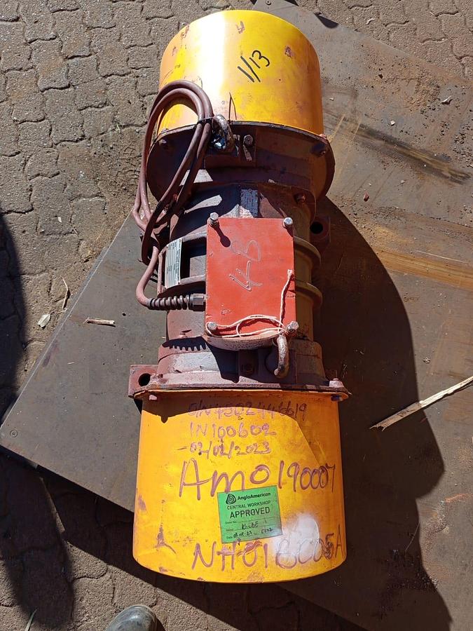 Used VIBRATING MOTOR 6KW