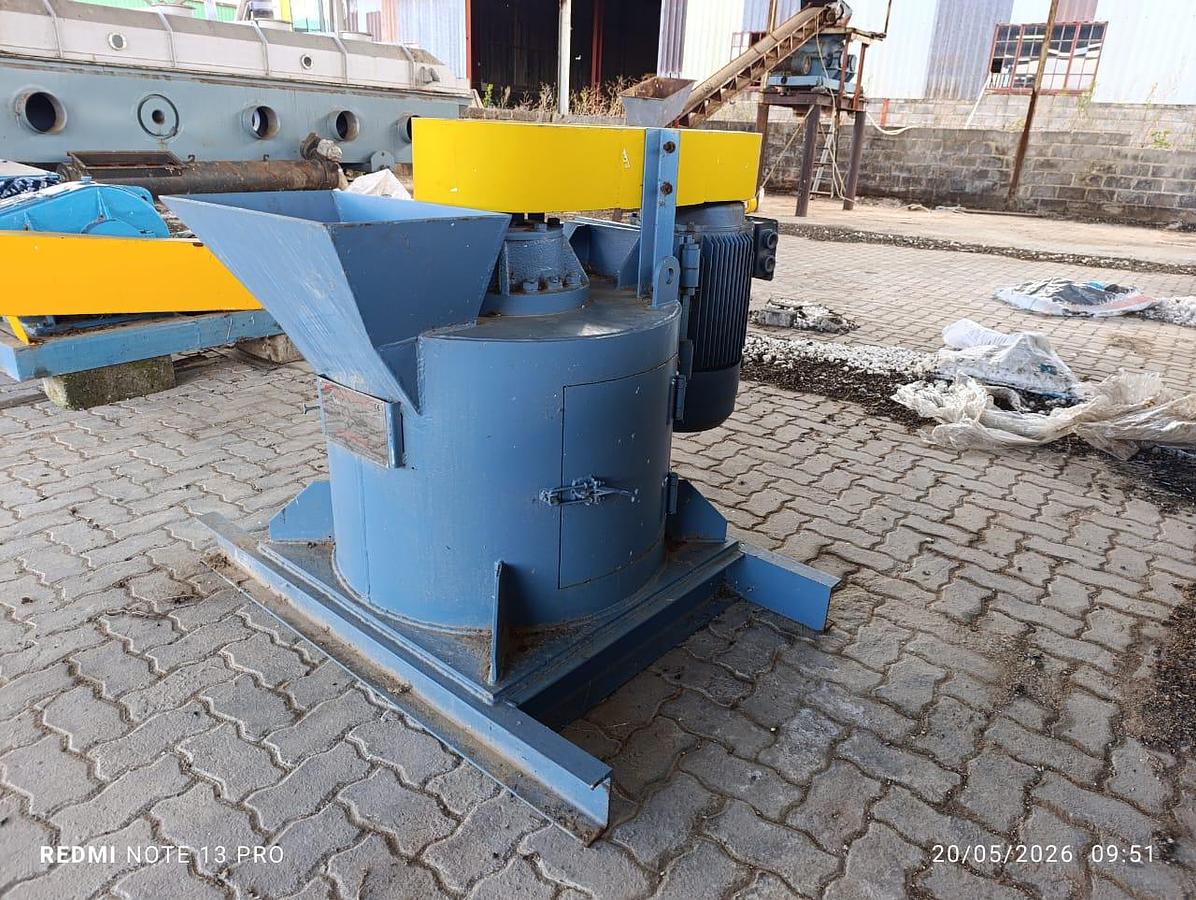 Used NEW VERTICAL IMPACT CRUSHER WITH 15 KW ELECTRICAL MOTOR