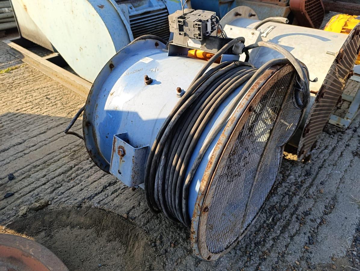 Used INDUSTRIAL FAN WITH ELECTRIC MOTOR 