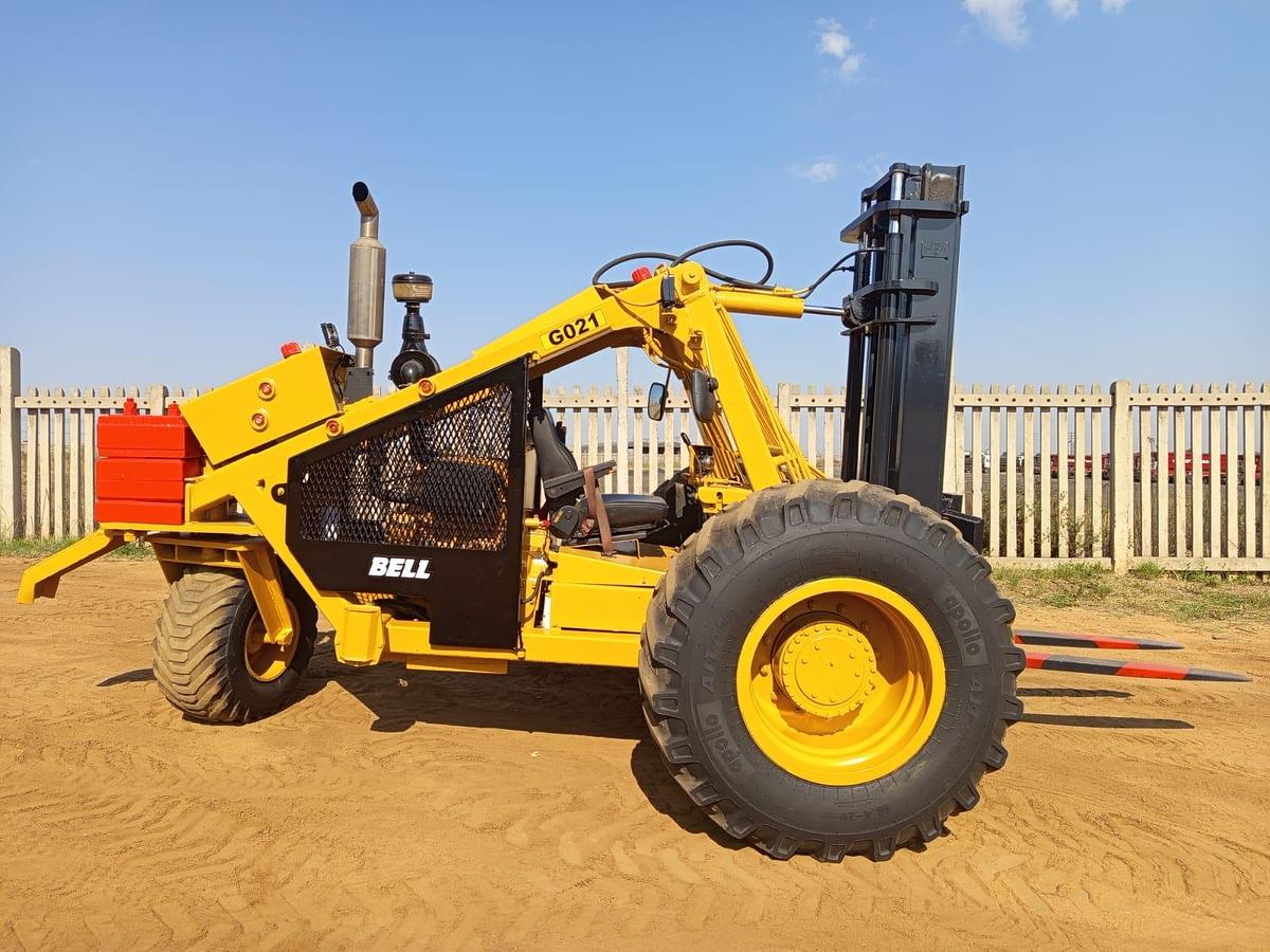 Used BELL 120 SUPER 2.75 TON ROUGH TERRAIN FORKLIFT(USED CONDITION)