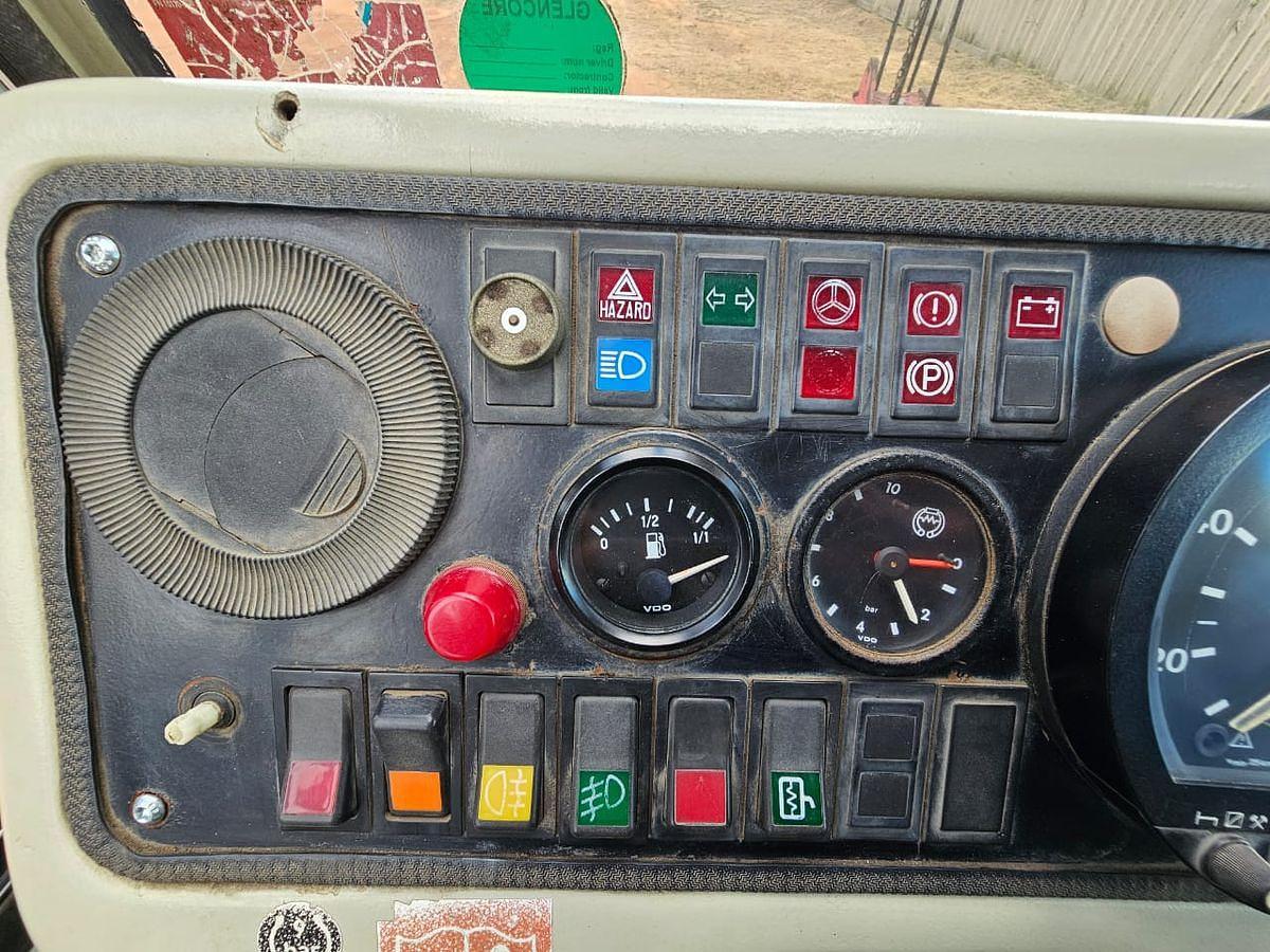 Used 30 TONNES CAPACITY FUAN CRANE - OPERATIONAL