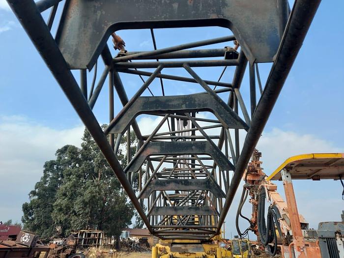 Used LINK BELT 140 TON LATTICE BOOM CRANE (NON-RUNNER)