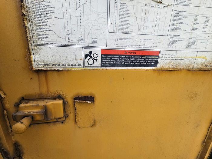 Used LINK BELT 140 TON LATTICE BOOM CRANE (NON-RUNNER)