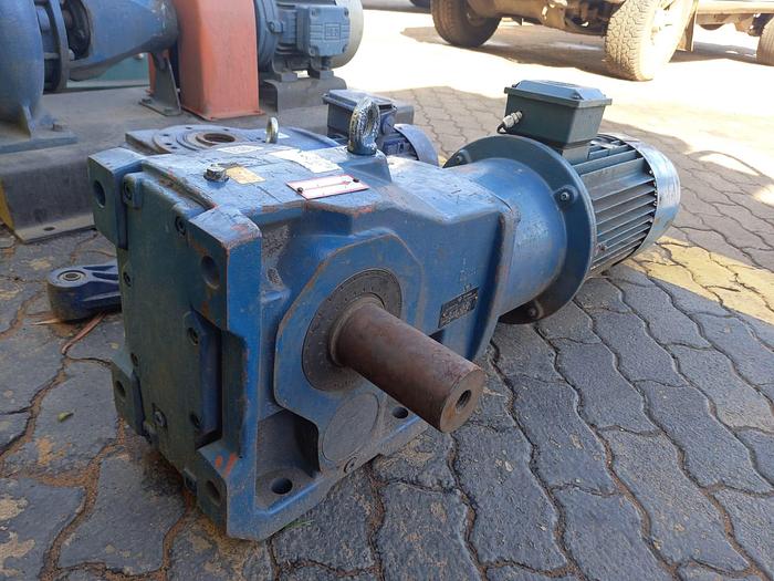 Used BMG GEARBOX WITH ELECTRIC MOTOR