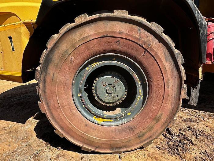 Used BELL B50D 6X6 WATER BOWSER (NON-RUNNER)