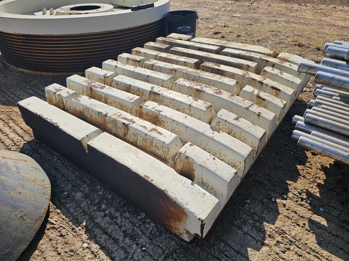 Used JAW CRUSHER PLATE