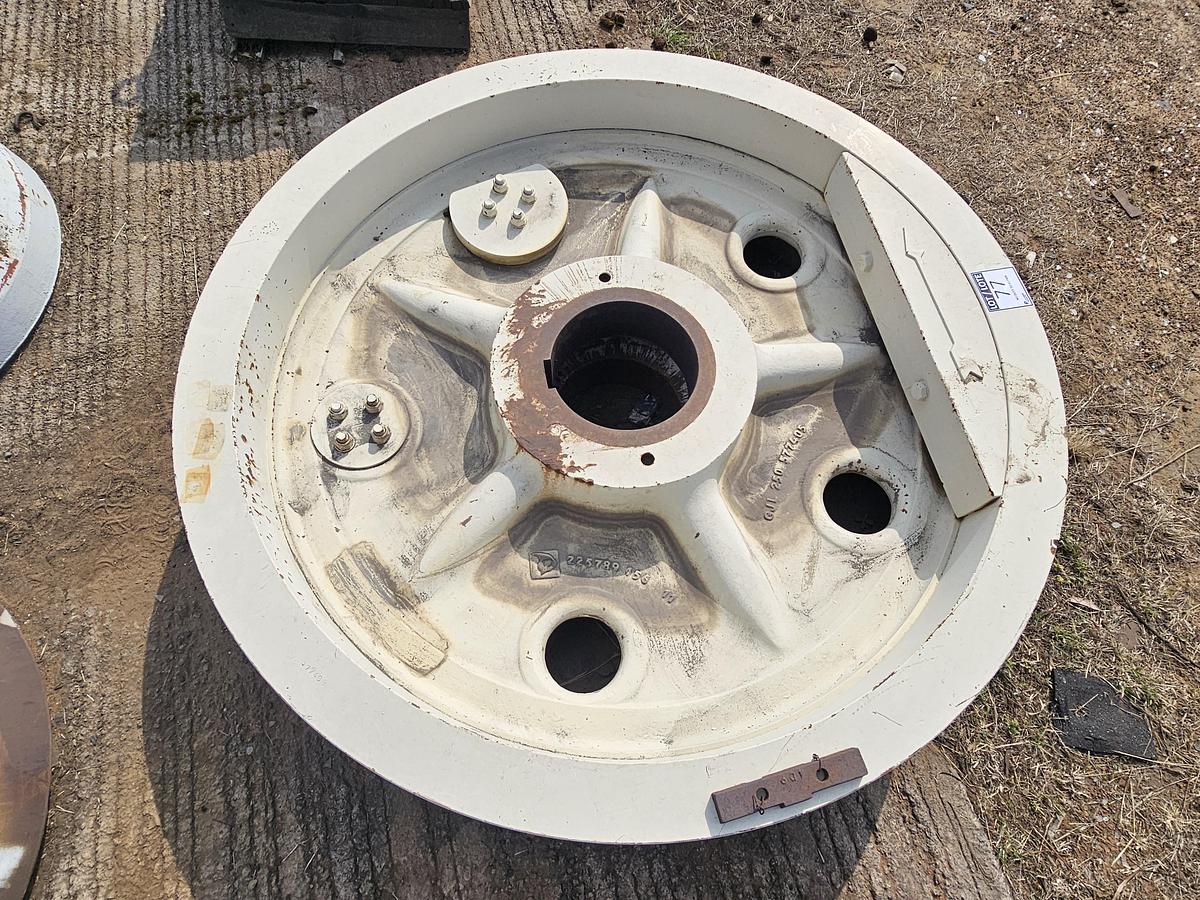 Used JAW CRUSHER FLY-WHEEL