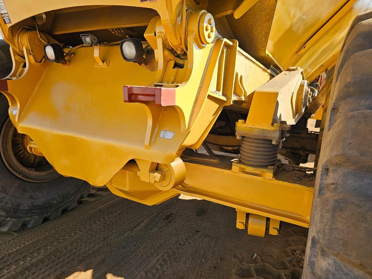 Used BELL B50D 6X6 ADT