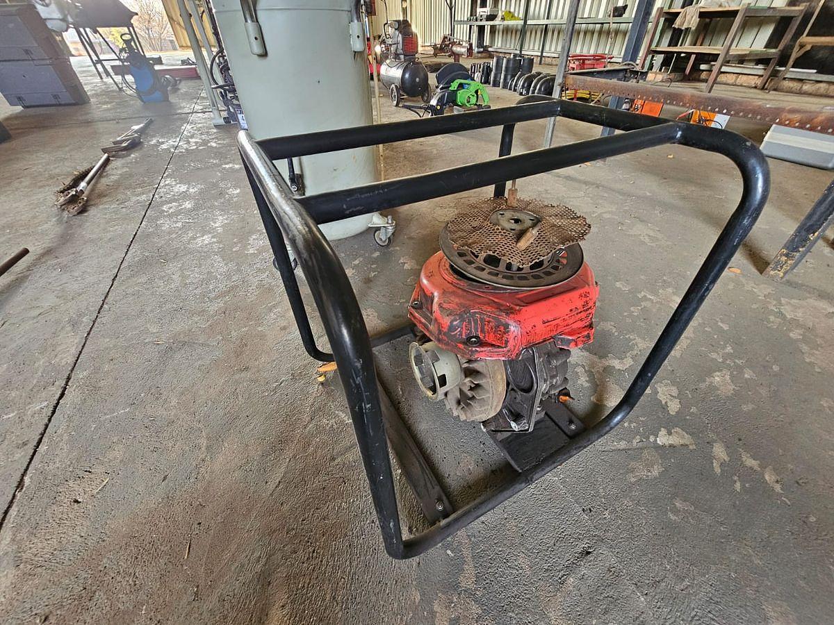 Used ENGINE ON STAND