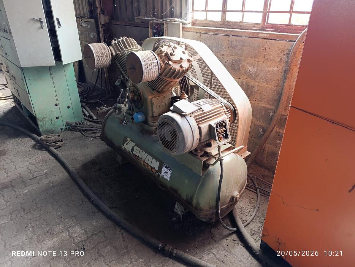 Used 400 LITRE SWAN AIR COMPRESSOR