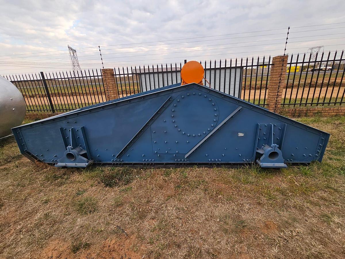 Used SINGLE DECK 6 X 13 SCREEN