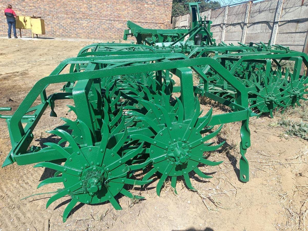 Used TURNING PLOUGH