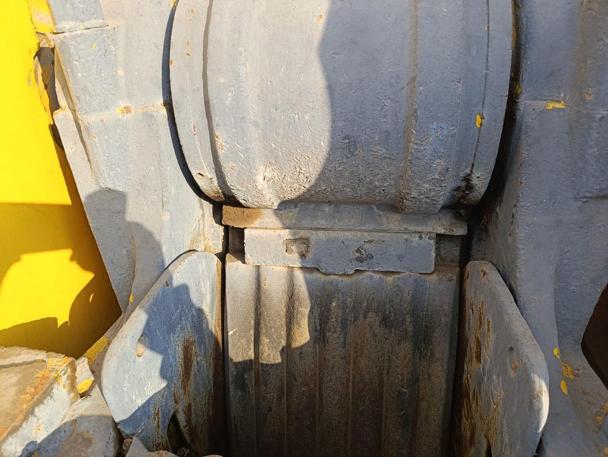 Used JAW CRUSHER WITH 15KW ELECTRIC MOTOR