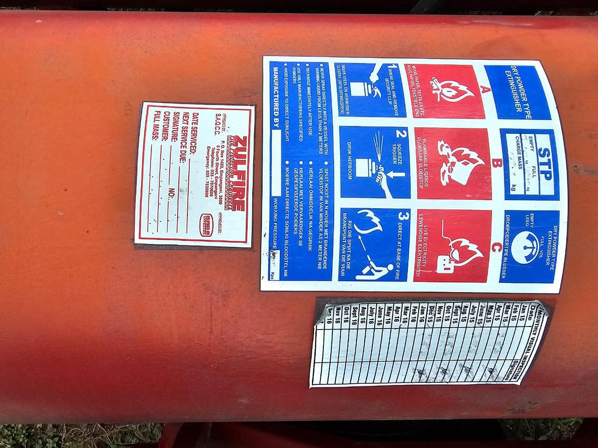 Used SINGLE AXLE 125KG (2) DRY CHEMICAL POWDER FIRE EXTINGUISHER TRAILER