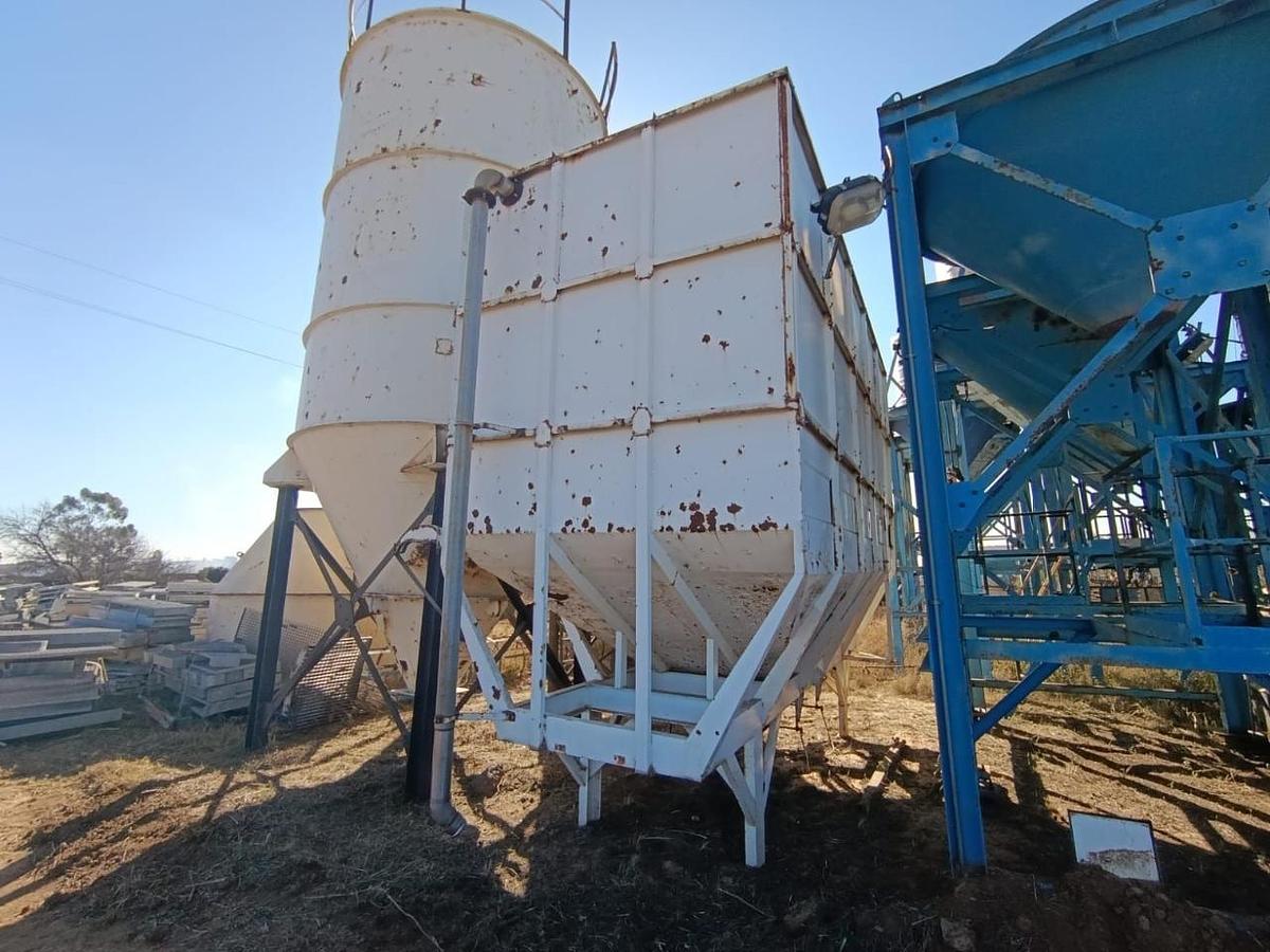 Used DRY BULK SILO -USED CONDITION