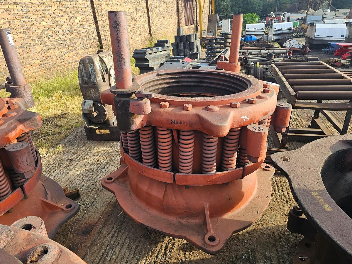 Used SPRING CONE CRUSHER HOUSING