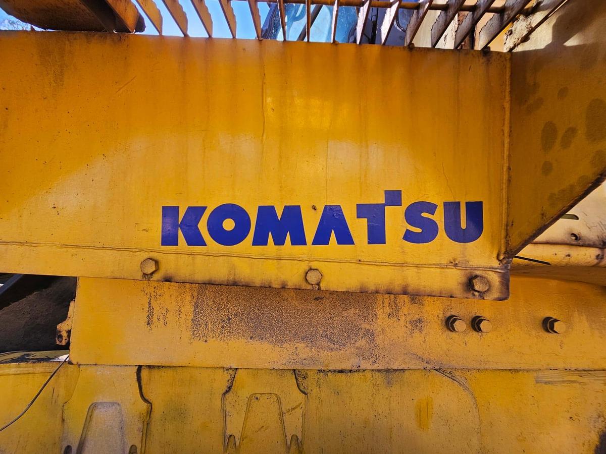 Used D375A KOMATSU DOZER (STRIPPING)
