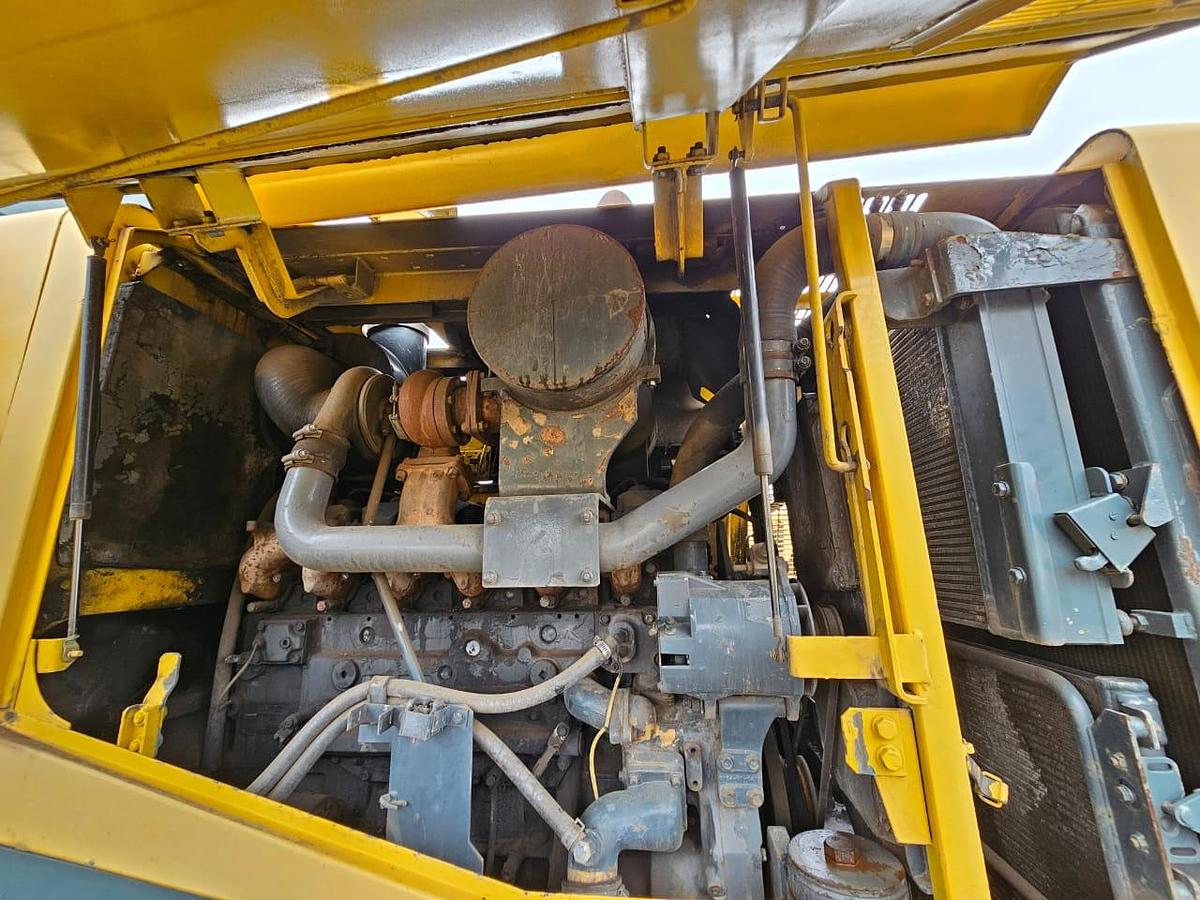 Used KOMATSU WA470-B FRONT END LOADER - INOPERABLE