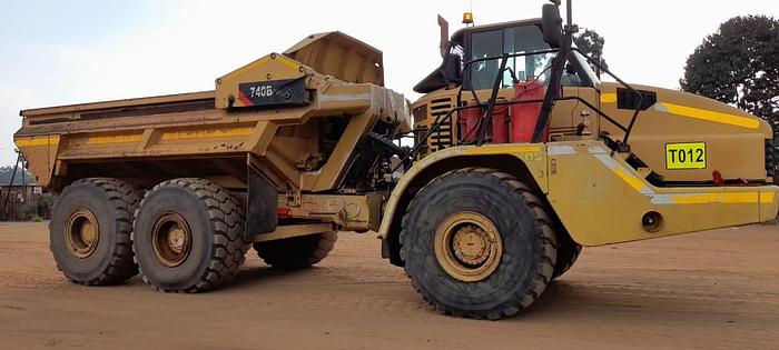 Used CAT 740 ARTICULATED EJECTOR DUMP TRUCK (C15 ACERT ENGINE) (RUNNER)