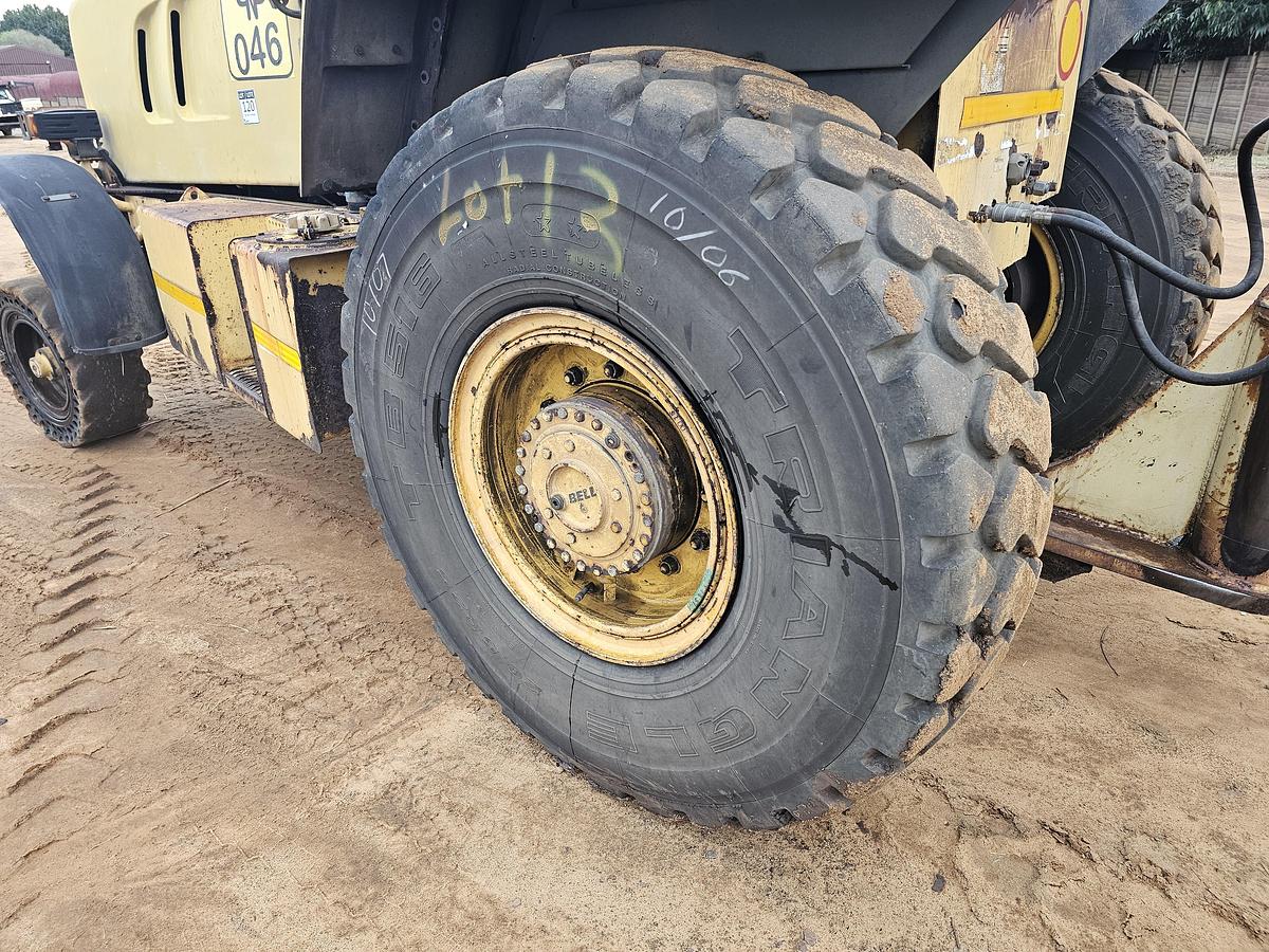 Used BELL TRACTOR WITH TRAILER
