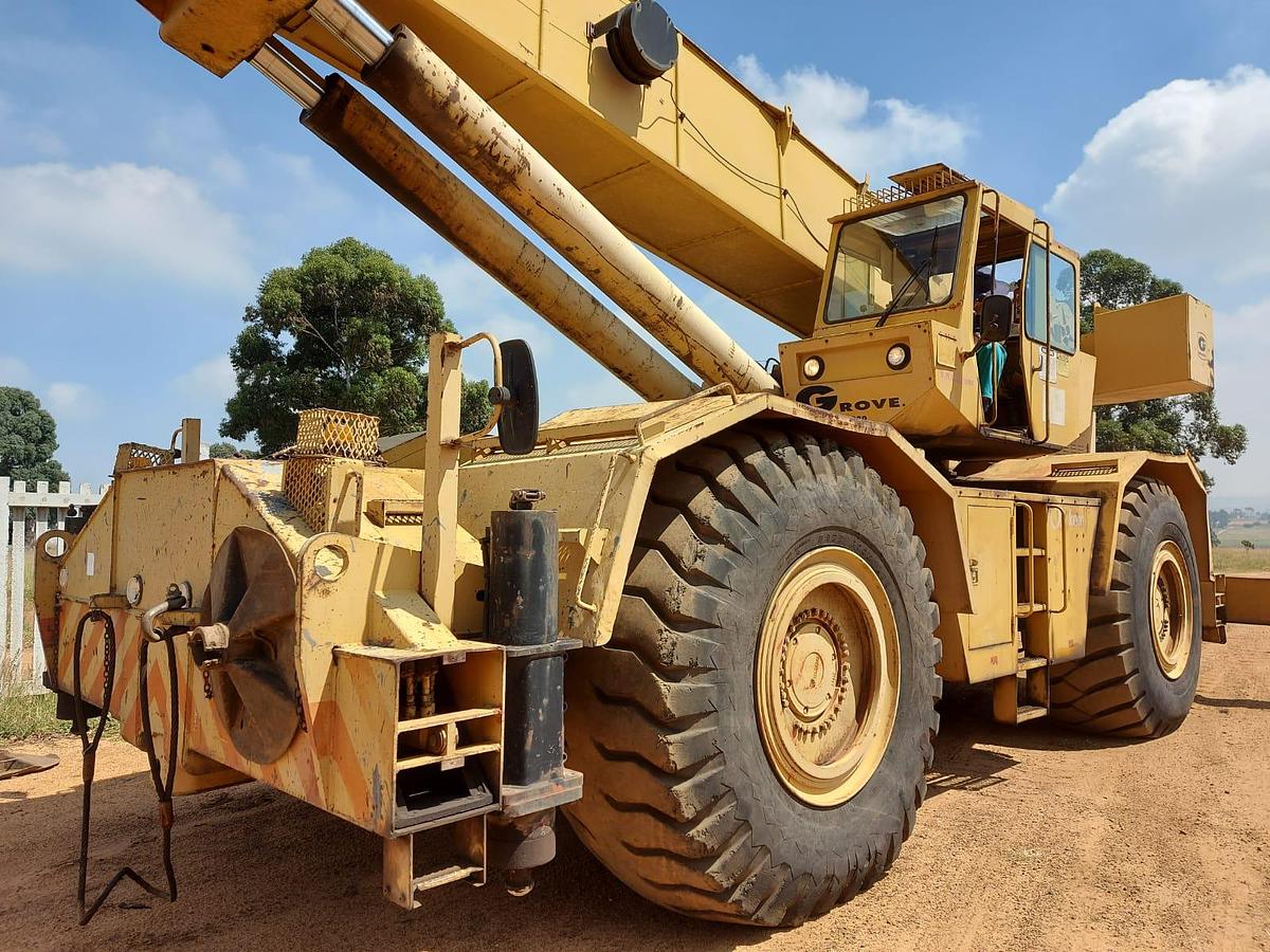 Used GROVE RT980 SWL 80 TON MOBILE CRANE