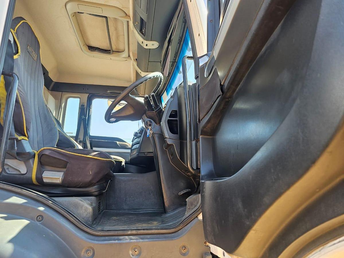 Used 18 000 LITRE WATER TRUCK