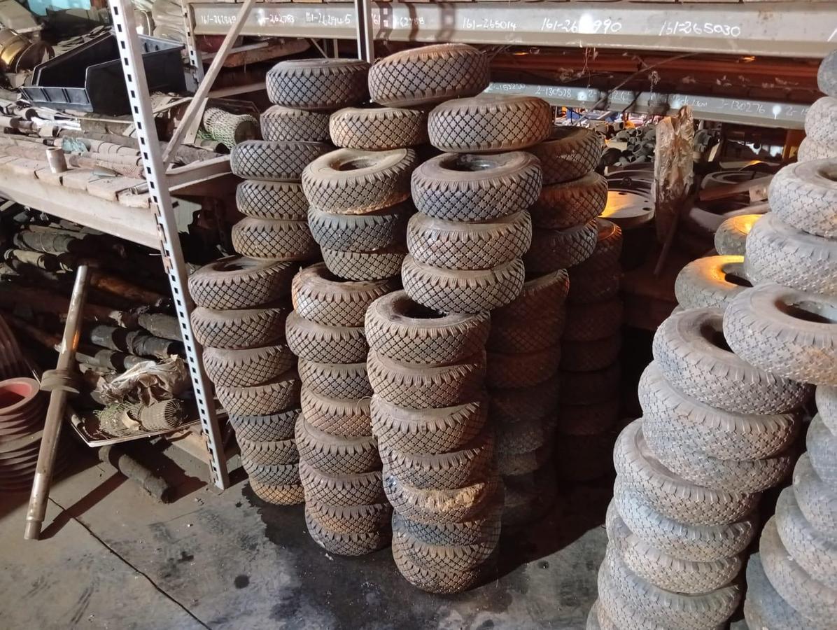 Used TUBED TYRES 12X4.00-4