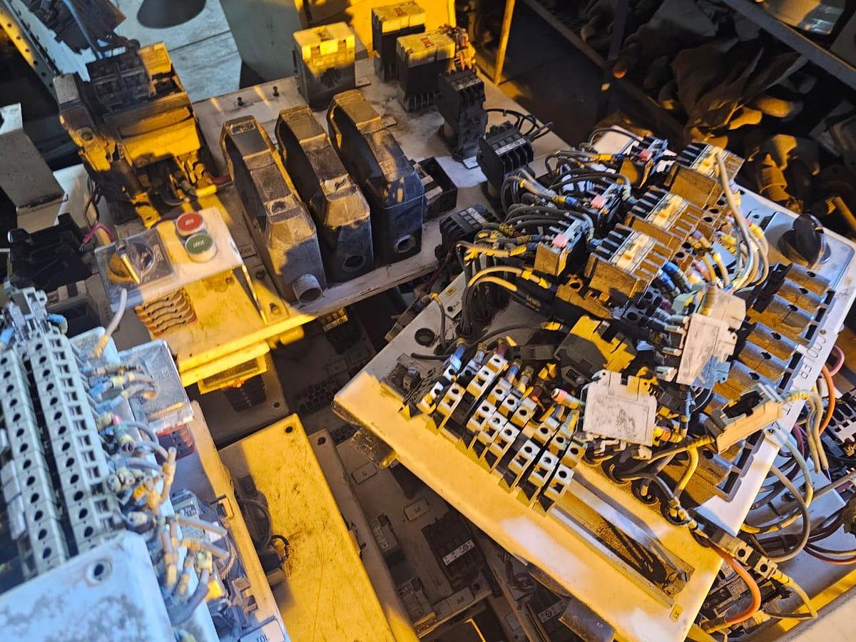 Used ELECTRICAL PANELS WITH CONTACTORS & ELECTRICAL CABLES - USED CONDITION