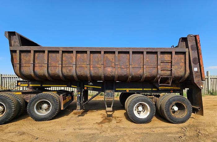 Used DOUBLE AXLE TRUCK TRAILER (TRAILER ONLY)(RUNNER)