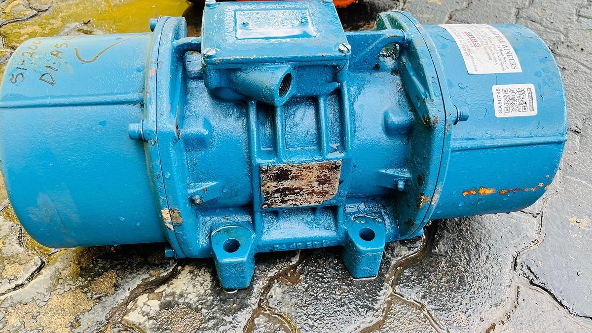 Used 7.5 KW FLANGE ELECTRIC MOTOR (K.Z. ARMATURE WINDERS)(USED)