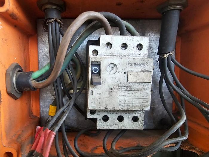 Used KERRY 2HP 380V 150 DRILLING MACHINE (NOT TESTED)