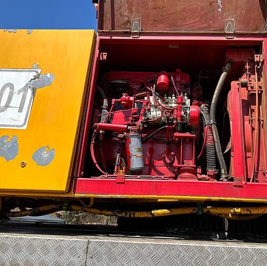 Used KRUPP KMK 5120 ALL TERRAIN 120 TON CRANE (RUNNER)