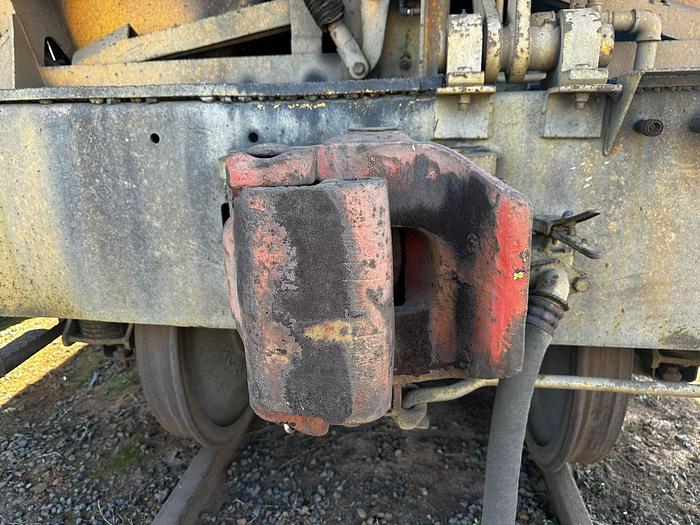 Used RDS BOTTOM SIDE DISCHARGE HOPPER