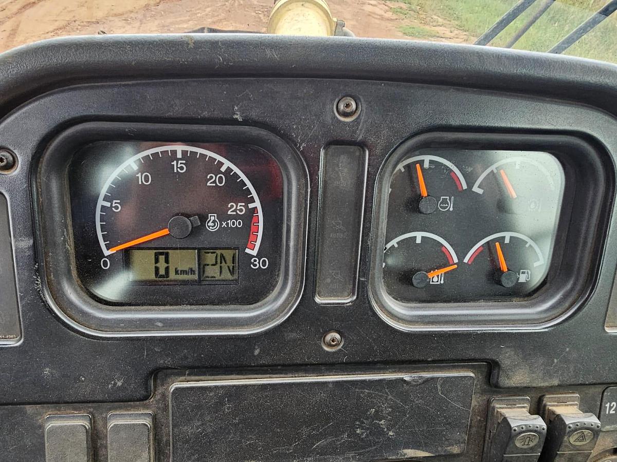 Used CATERPILLAR 966H FRONT END LOADER