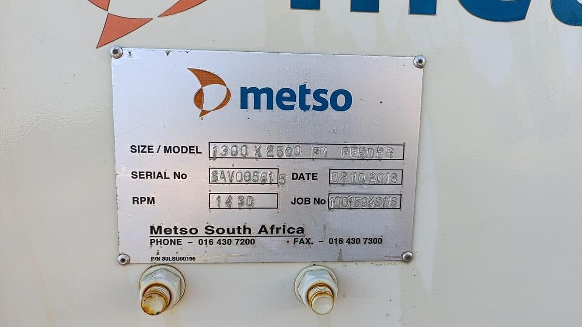 Used FEEDER 1300X2500 (USED CONDITION)