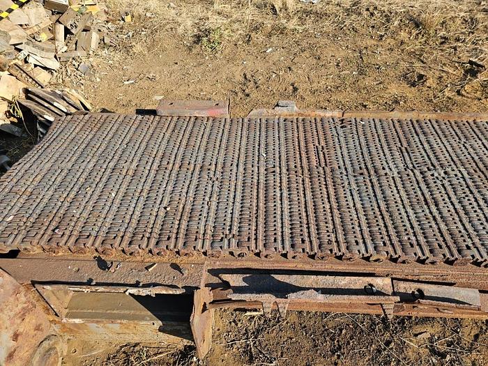 Used STEEL GRID BOILER FEEDER WITH ELECTRIC MOTOR