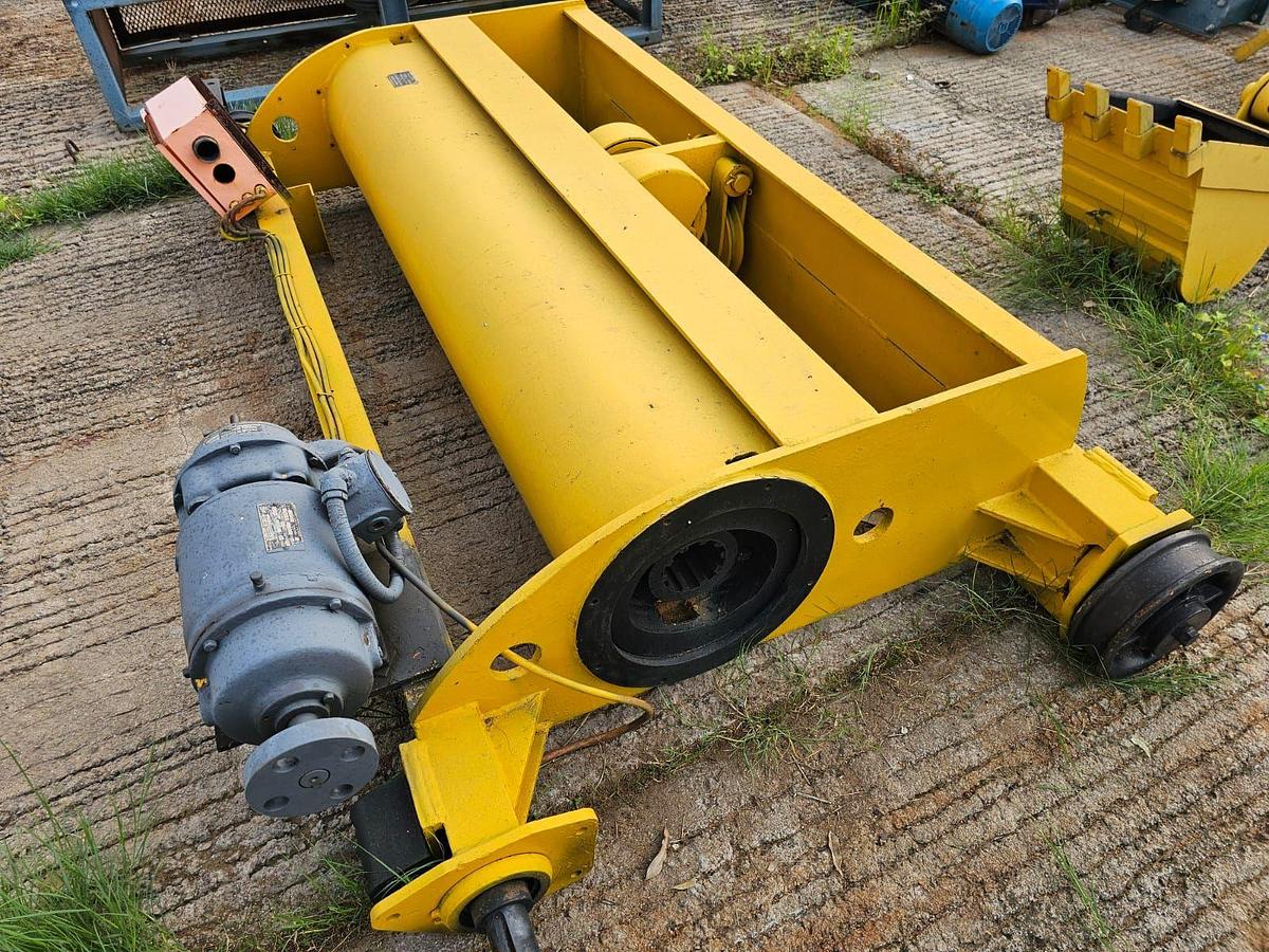 Used  SHEPARD NILES HOIST