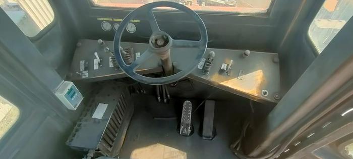 Used CATERPILLAR 621E KRESS SLAG POT CARRIER & TIPPER (RUNNER)