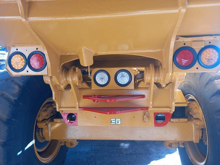 Used BELL B18D 6X4 HAULER (RUNNER)