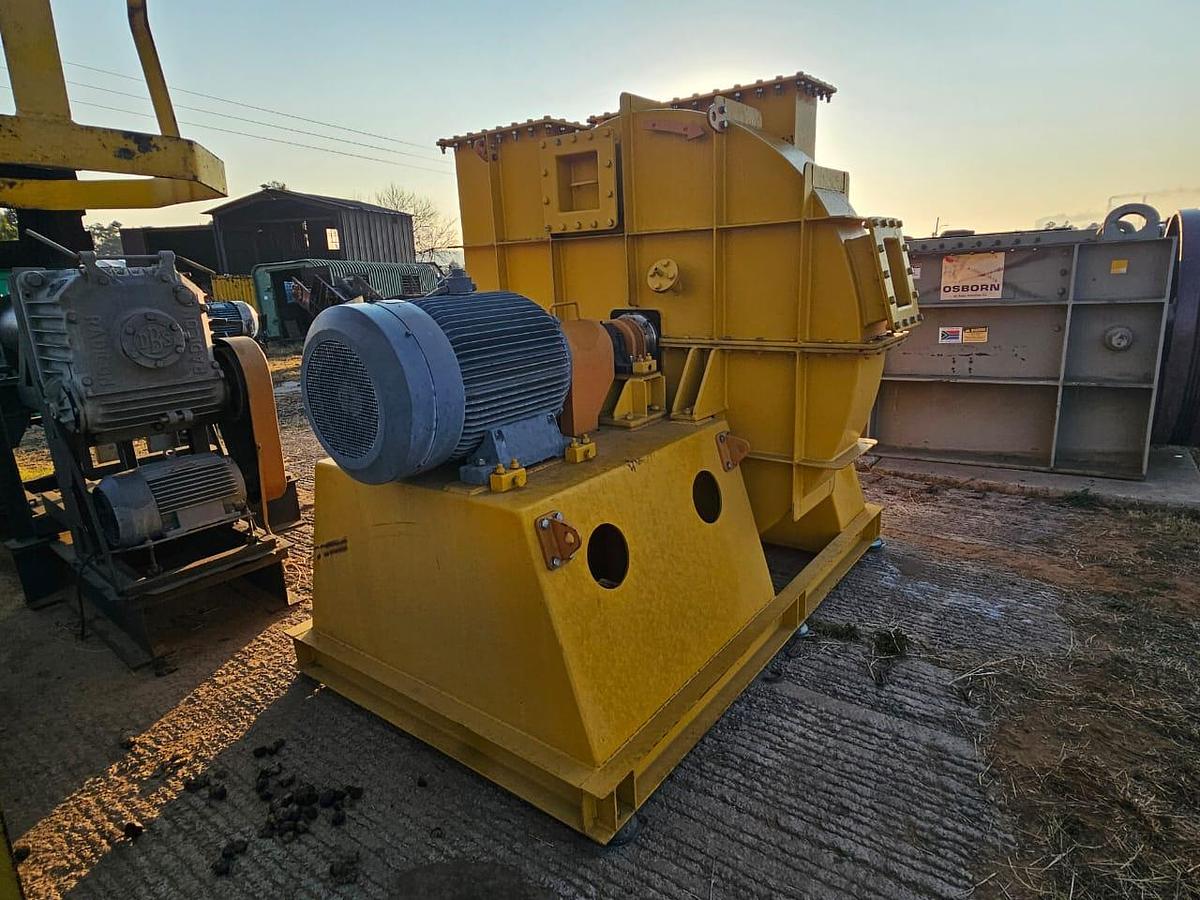 Used 90 5RP3 UNIVERSAL FAN WITH 90 KW ELECTRIC MOTOR