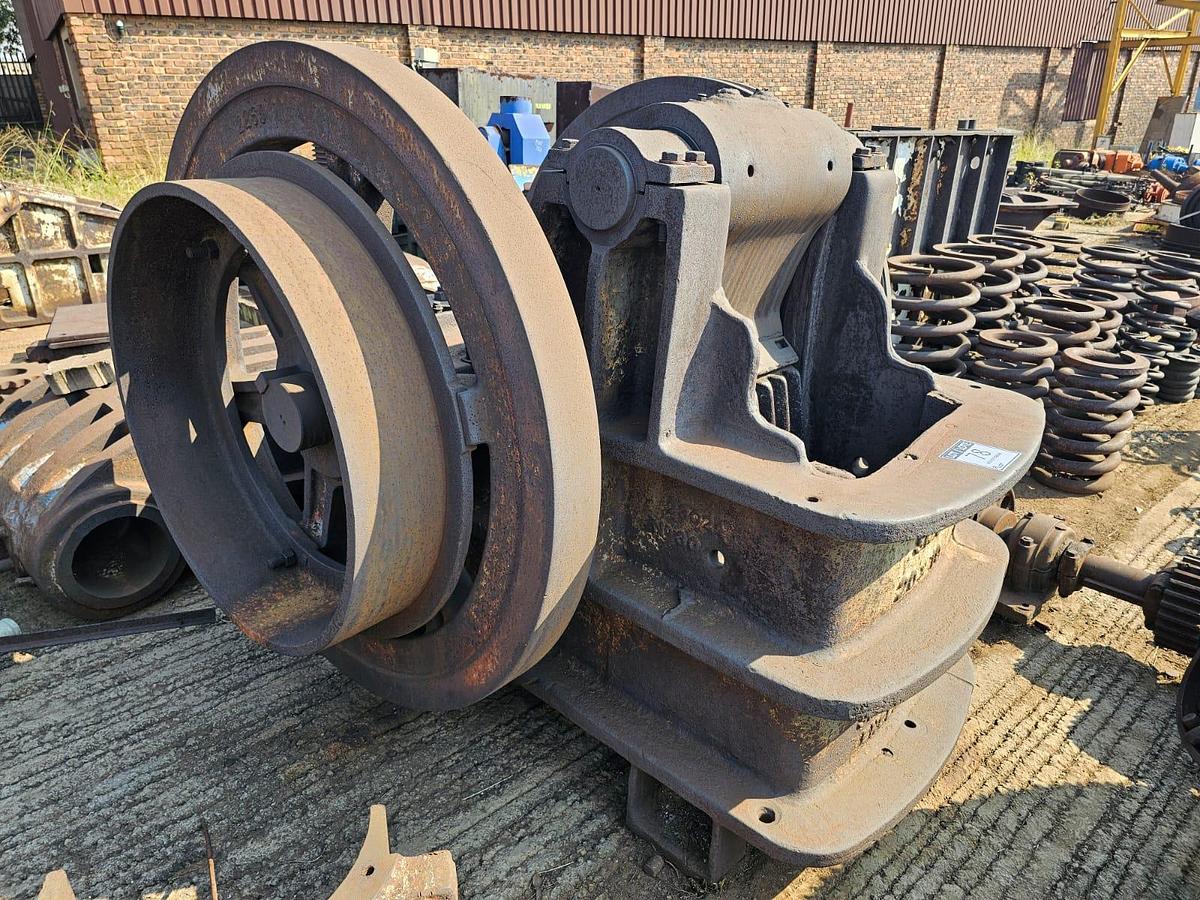 Used JAW CRUSHER FRAME