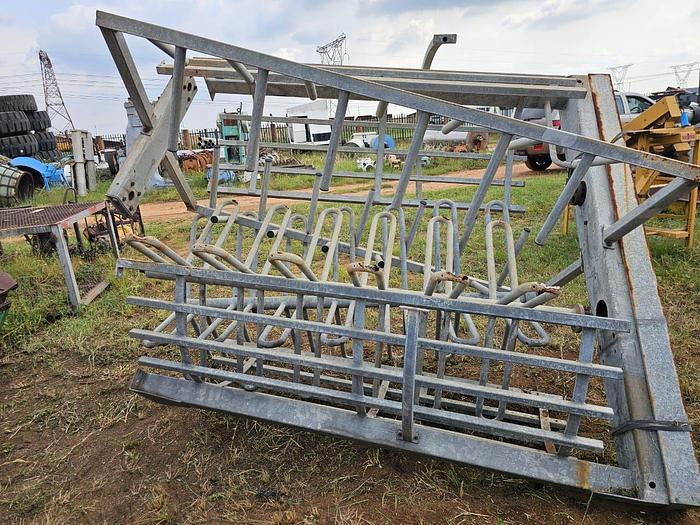 Used TURNSTILE GATE (USED)