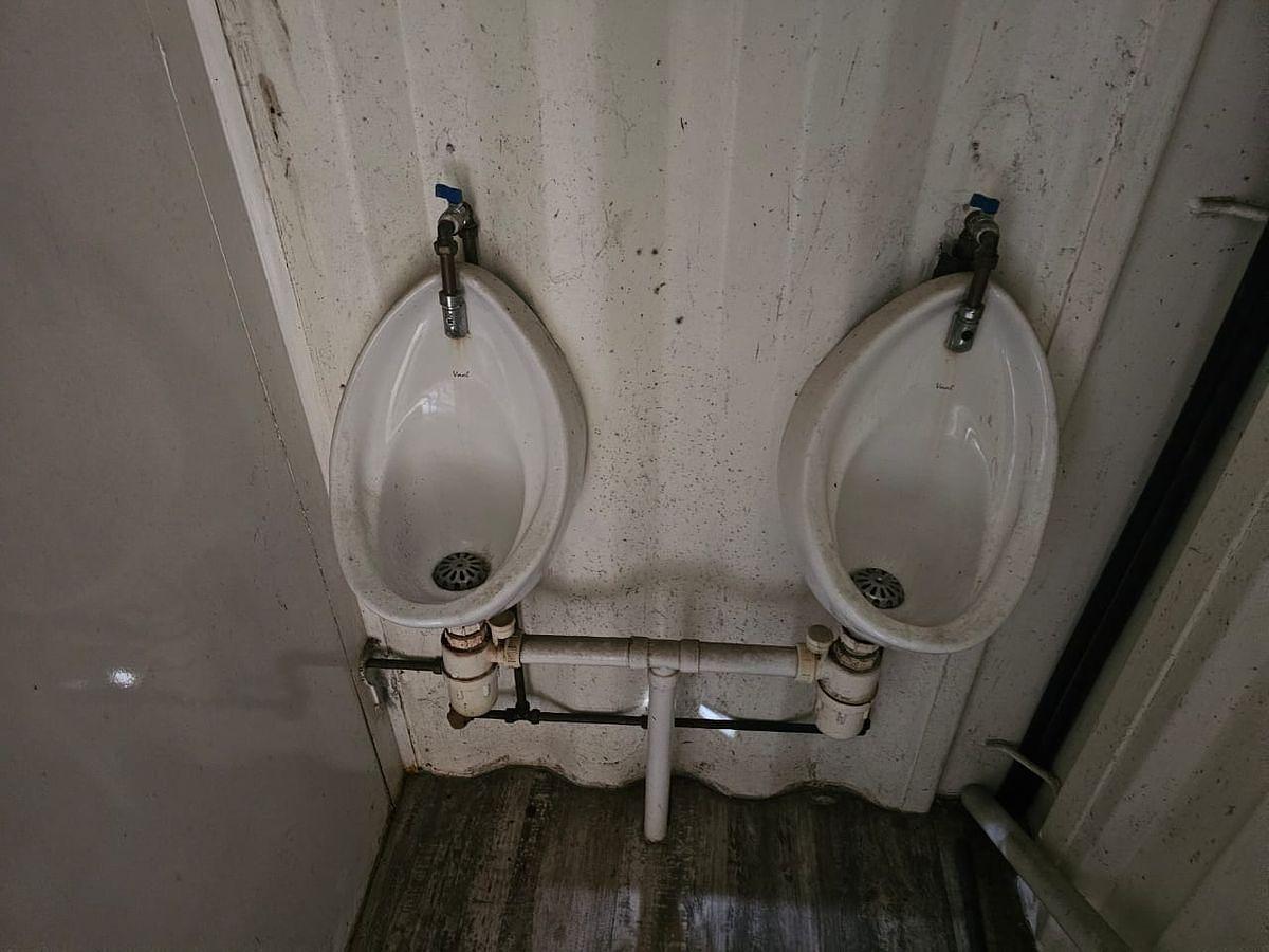 Used 6 METRE BATHROOM CONTAINER