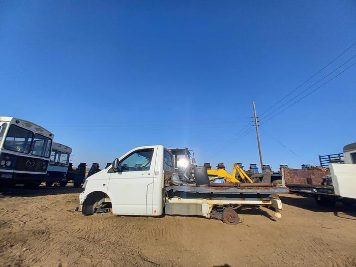 Used VOLKS WAGEN CAB AND CHASSIS