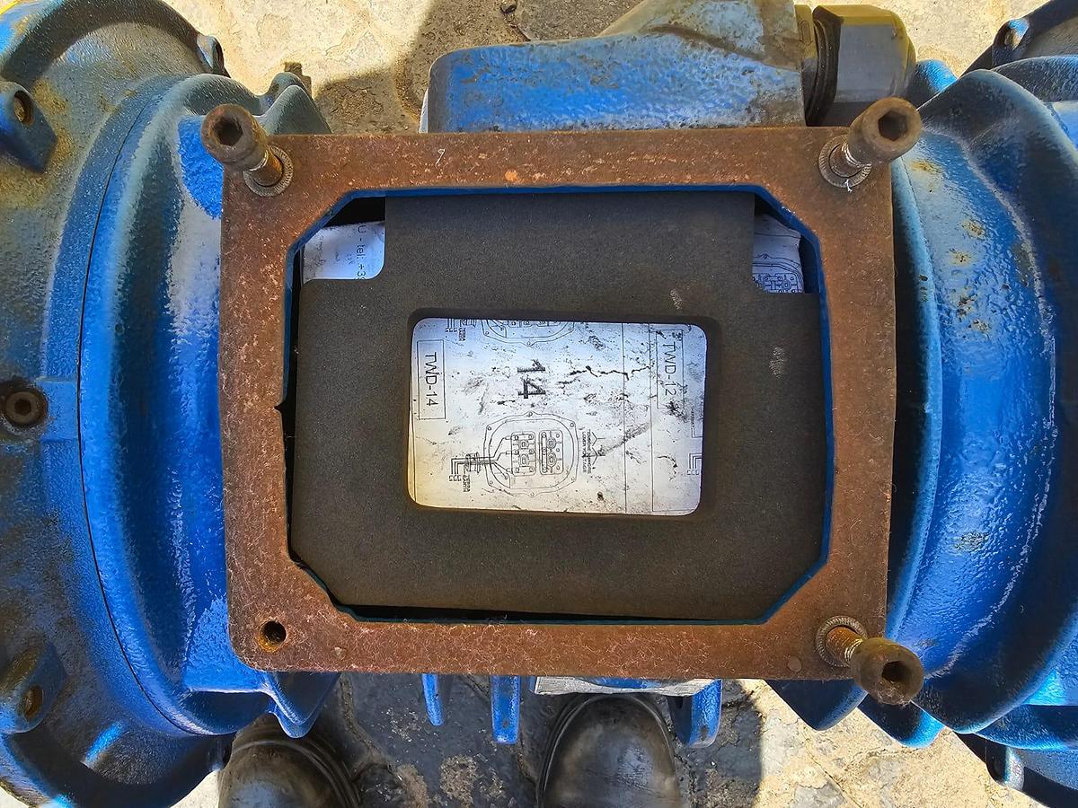 Used 5.3KW VIBRATING MOTOR (USED)