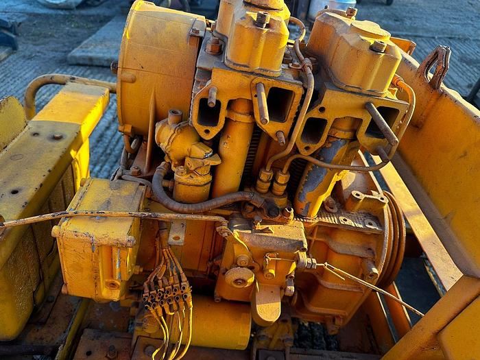 Used 4 CYLINDER DIESEL ENGINE ON TROLLEY (NOT TESTED)(INCOMPLETE)