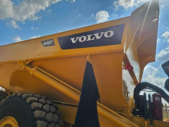 Used VOLVO A40F ARTICULATED HAULER (RUNNER) for Sale in Emalahleni ...