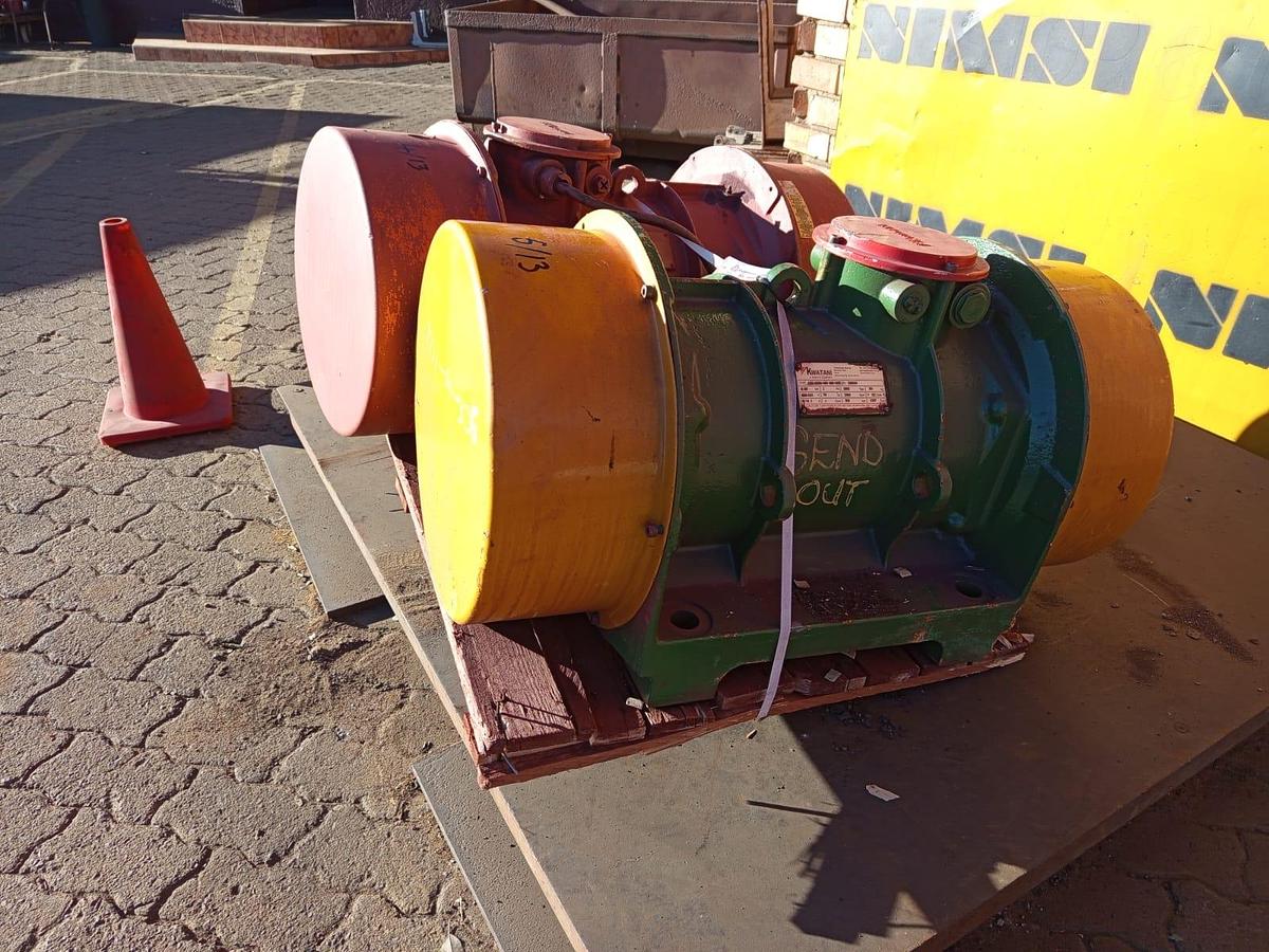 Used VIBRATING MOTORS 6KW